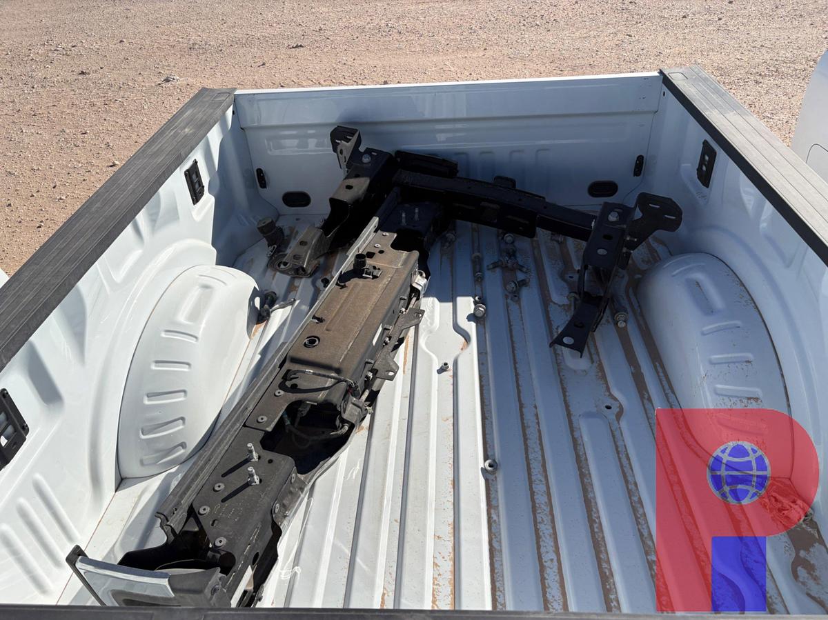 Used FORD F-250 7’ SUPER DUTY TRUCK BED W/ TOW PACKAGE