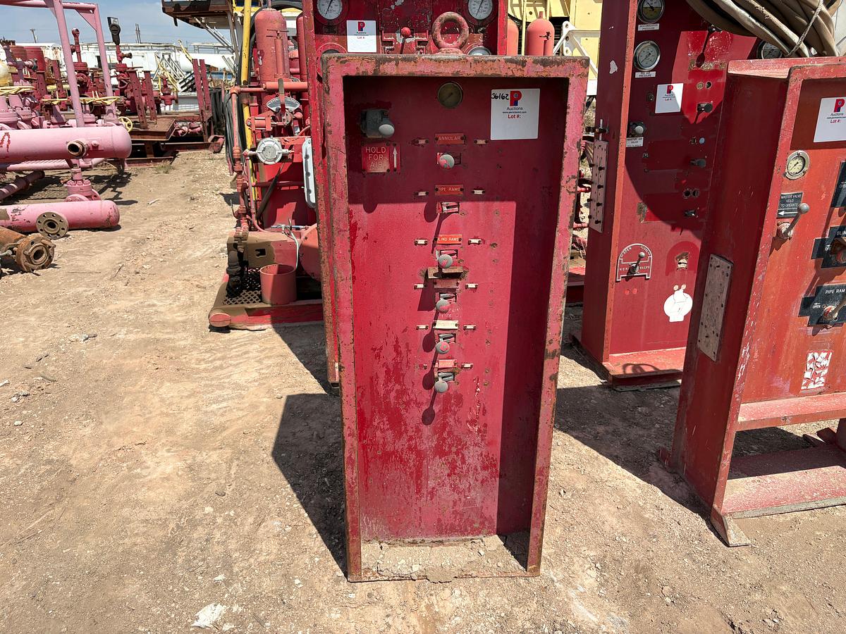 Used Accumulator remote control station