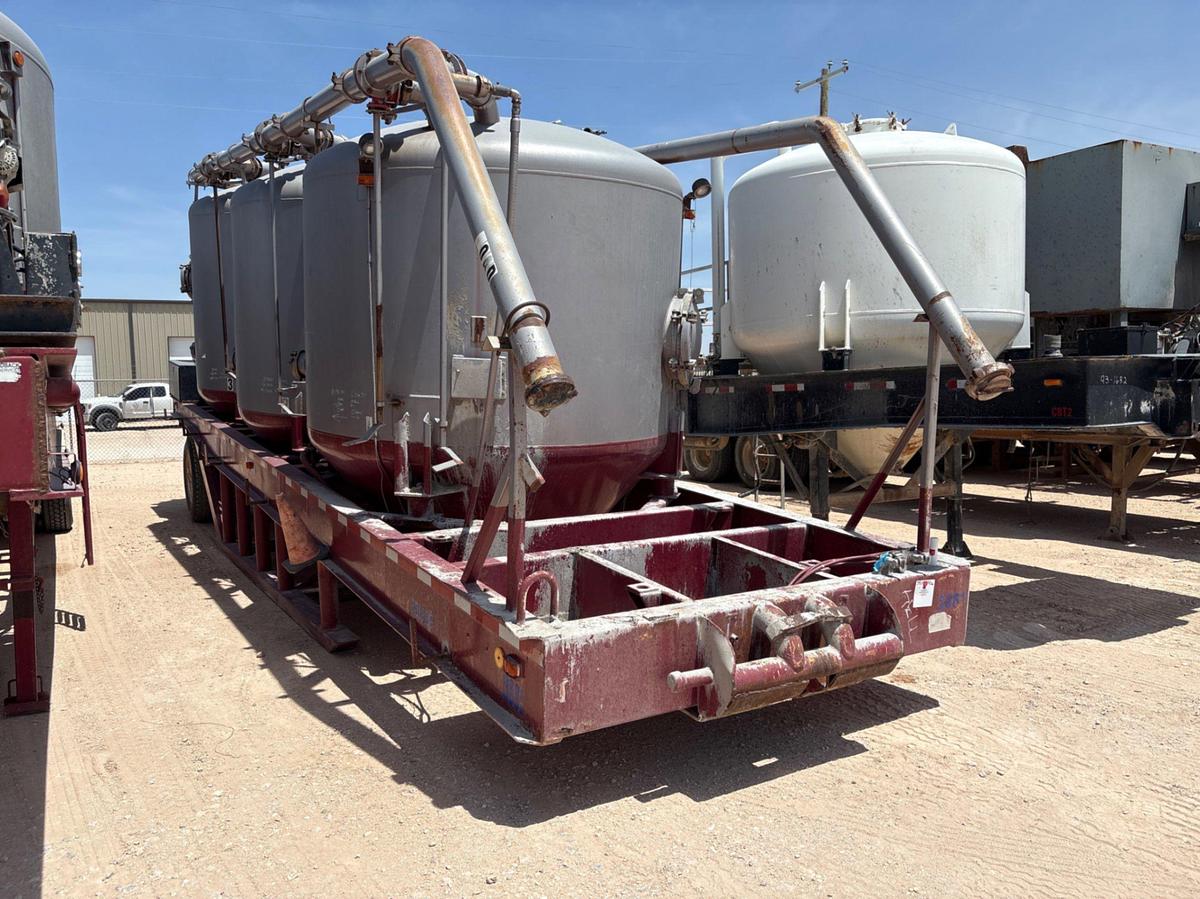 Used 4-pod s/a  dry bulk tank trailer