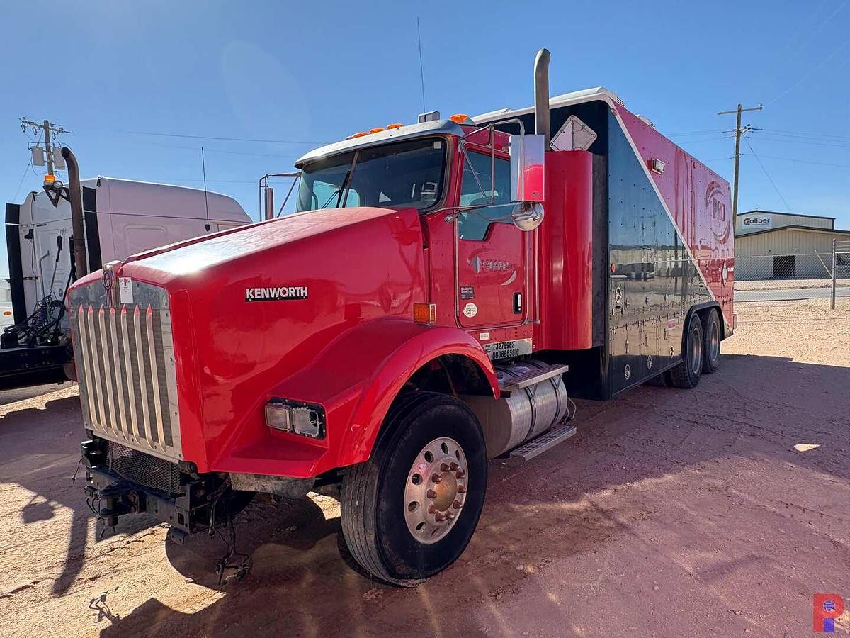 Used 2013 KENWORTH T800 T/A DAYCAB WIRELINE TRUCK (INOP)