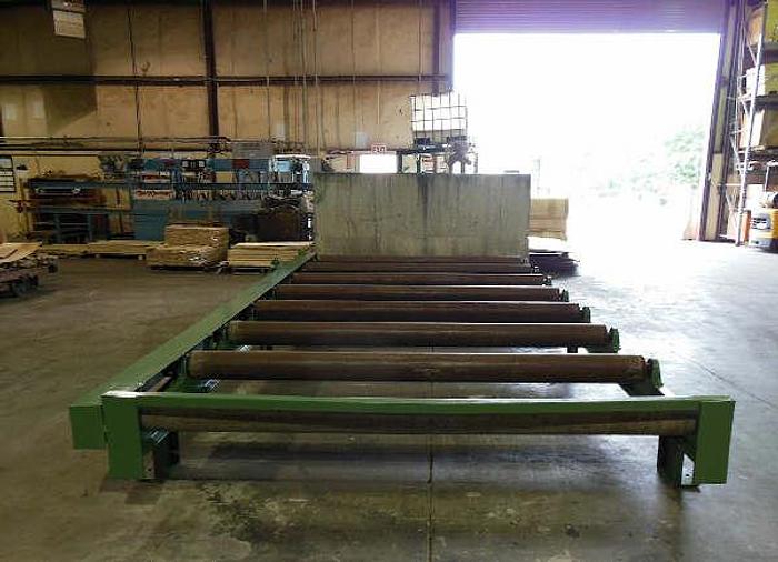 Used GROVE-DRIVE TMOL325-3, 8-1/2 INCH WIDE x 18 INCH LONG HEAVY-DUTY ROLL CASE CONVEYOR