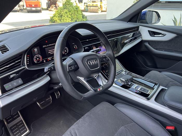 Usato 2020 AUDI Q8