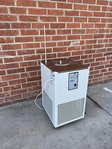  for parts or not working Touch Science Instruments  DLSB-20/20  Low Temperature  Coolant Circulation Pump