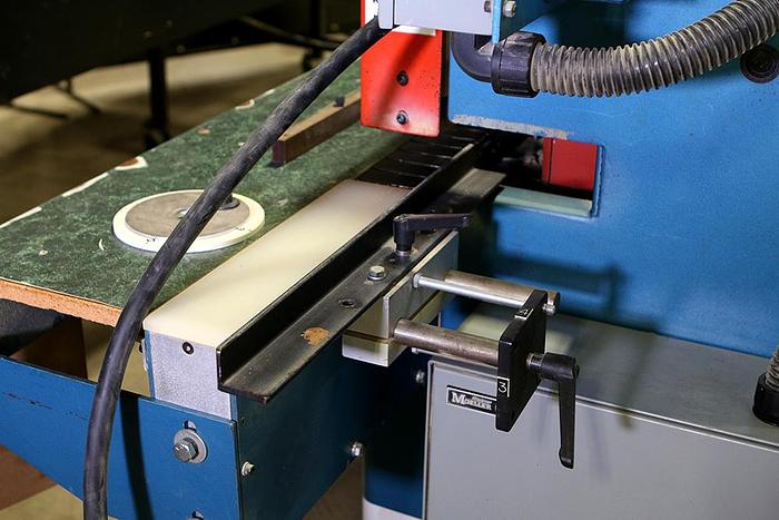 Used Unique Shape and Sand 330 with Doucet Return Conveyor