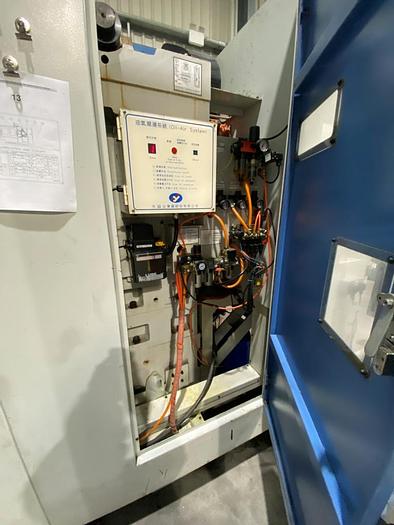 Used 2007 Dah Lih PT 128 5 Axis Machining Center