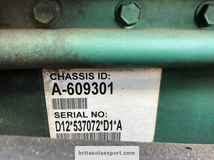 Used 2005 VOLVO FM12 380 8X2 chassis cab