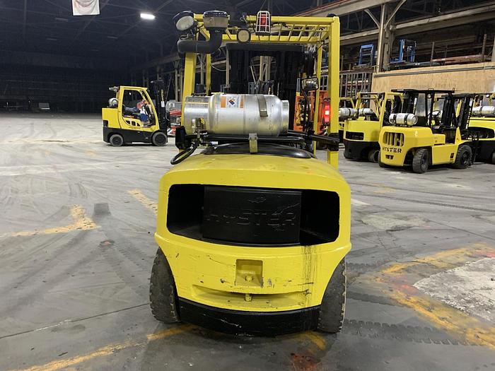 Used 8,000 POUND HYSTER H80XM FORKIFT 2005 PNUEMATIC TIRES 1,650 HOURS