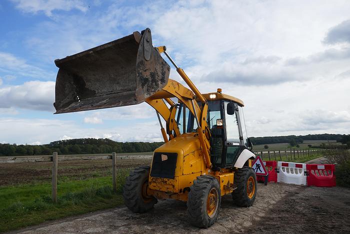 Used 2003 JCB 2CX AIRMASTER