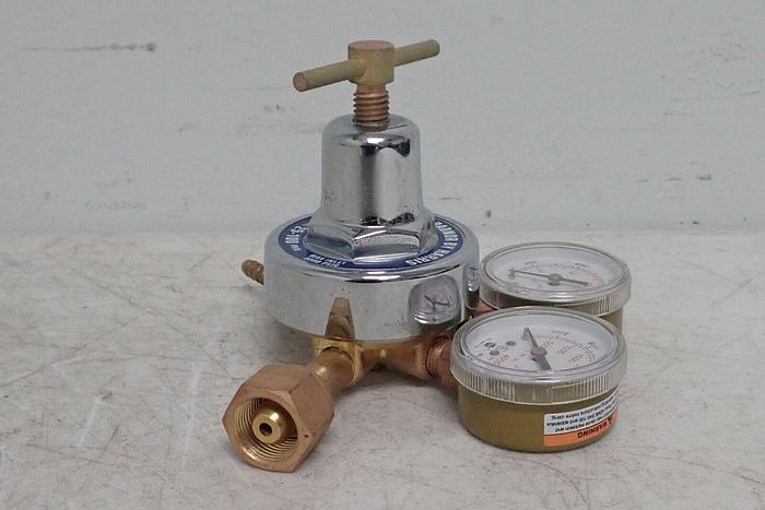 Used Radnor By Harris Model 25-100 PSIG Gas Regulator