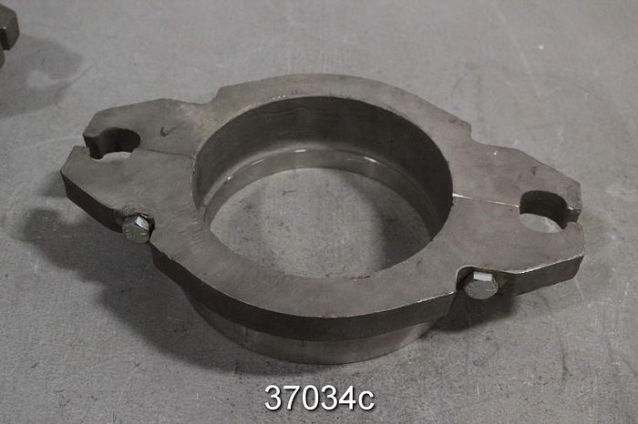 Unused Warren 30DLB31 Pump Packing Gland, 65500206 #37034