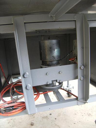 Used Table, Accumulation, 48", S/st, C/st Frame, 1/2 HP (2) #S740255