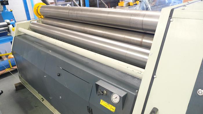 Used UZMA SAHINLER 2050 x 180 4 roll hydraulic bending roller  2018 