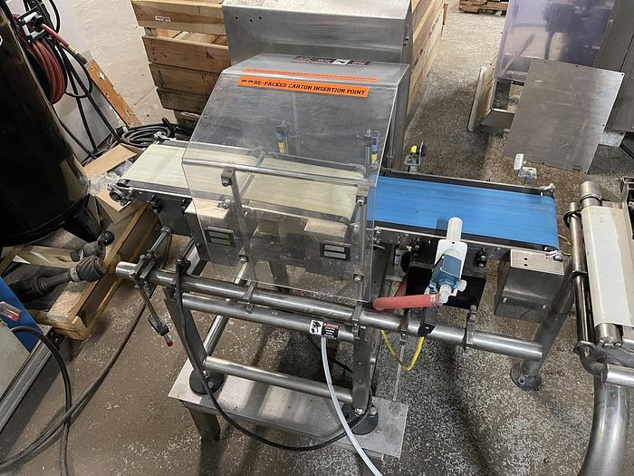 Used Loma LCW 3000 check weigher 