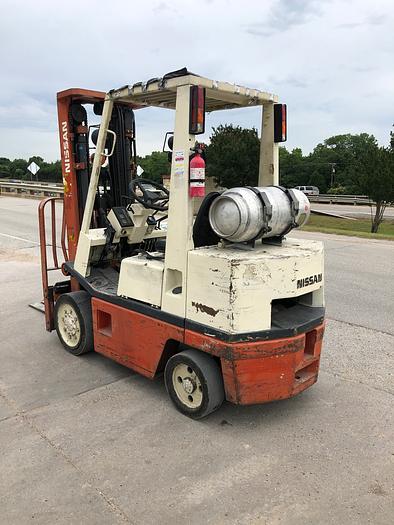 Used 2000 Nissan C5000