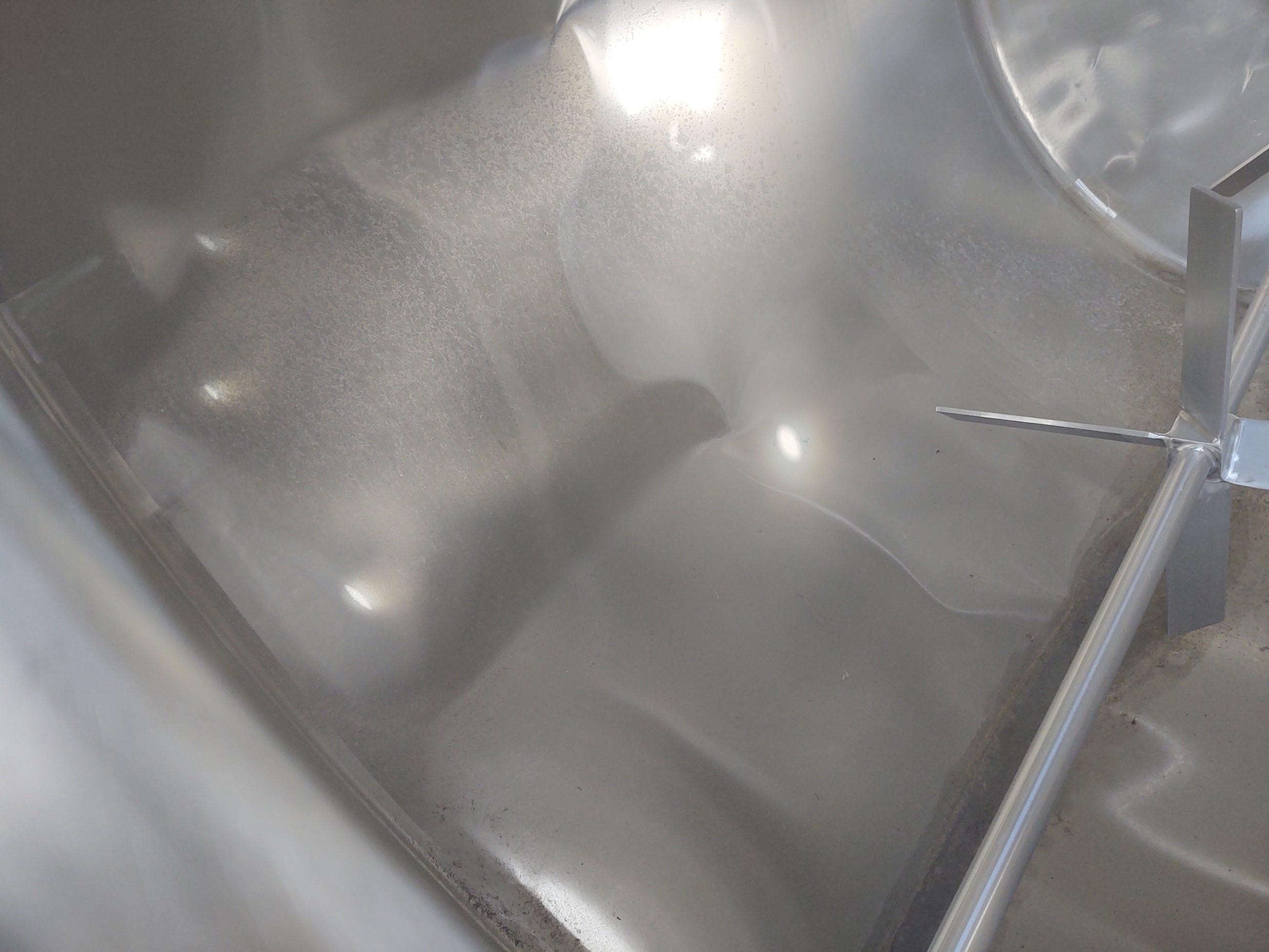 Usado 3000 GALLON PROCESSOR TANK