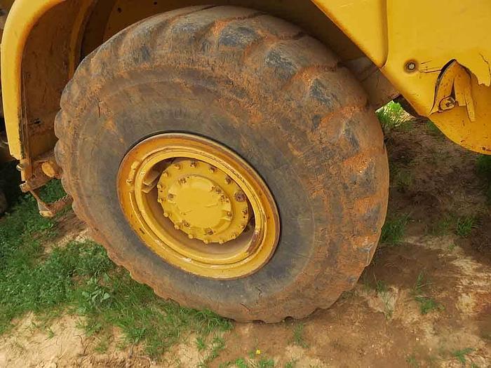 Used 2013 CATERPILLAR 730