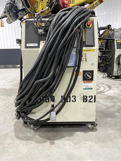 Used FANUC M900iA/350 6 AXIS ROBOT WITH 30iA CONTROLLER AND WEBBER SERVO SHEET METAL SCREW GUN