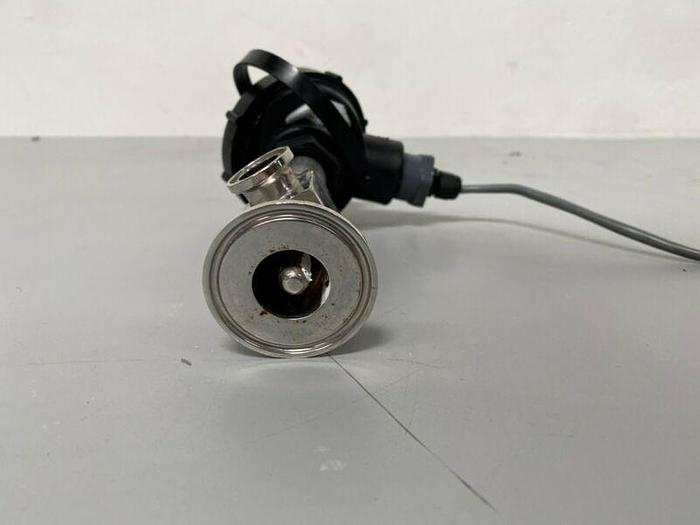 Used Moore Industries TRX/PRG/4-20MA/8-30DC Temperature Transmitter w/ Enclosure