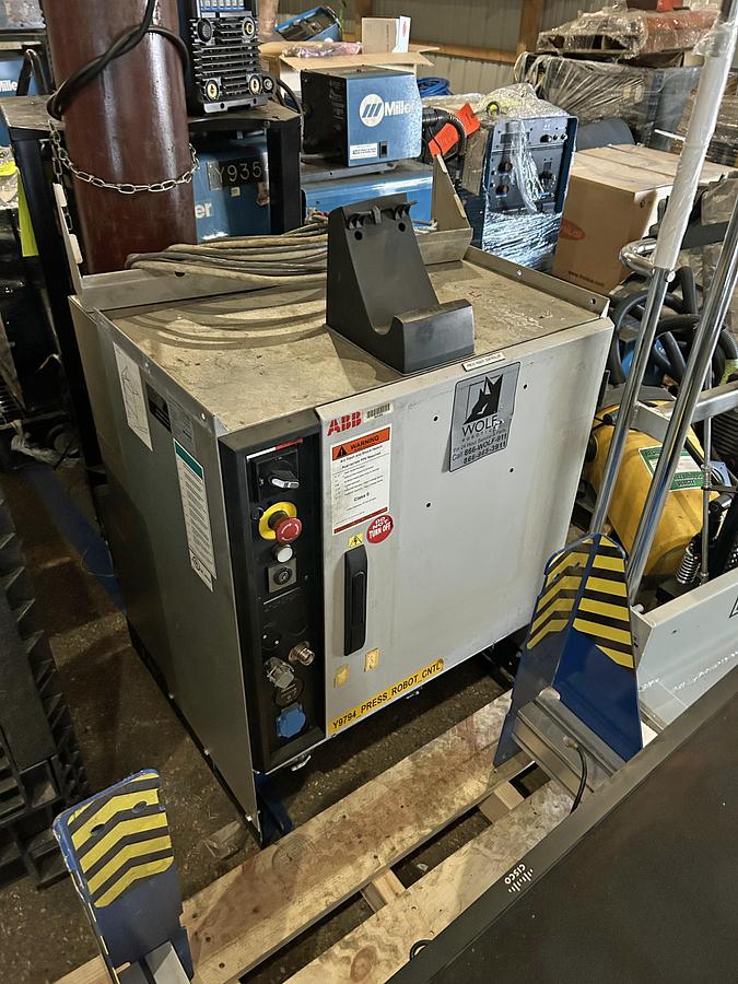 Used 2010 ABB ROBOTICS IRB 6640-130/3.2
