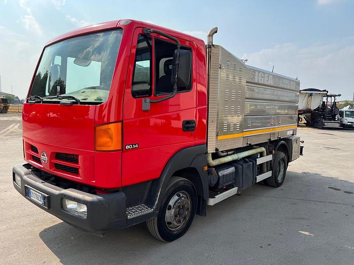 Usato 2005 NISSAN SPURGO 80.14 MORO TEVEICO