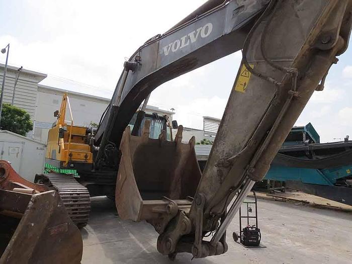 Used 2014 VOLVO EC300EL