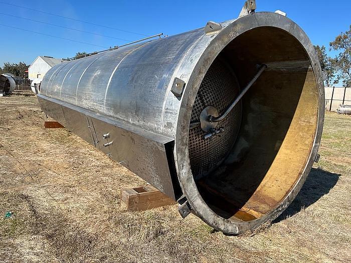 Used 10,000 GALLON CHERRY BURRELL VACUUM RATED TANK - S/S - JACKETED