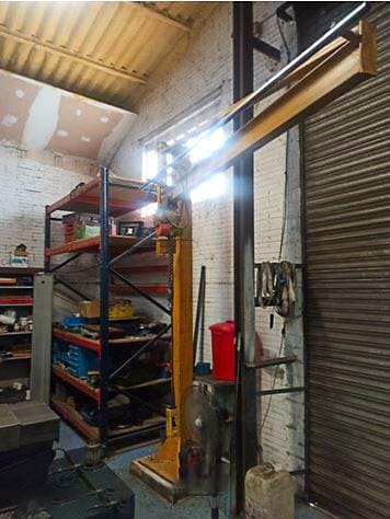 Used Lagun FBF 2600 - Milling Machine - 1996