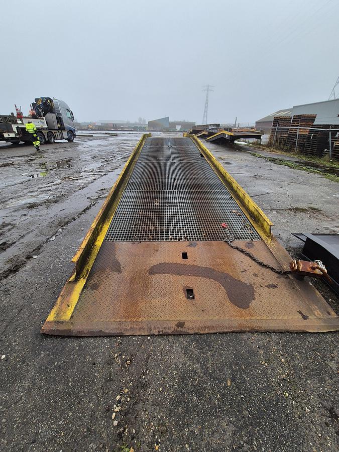 Gebruikt 2006 Storax 10 ton laadbrug