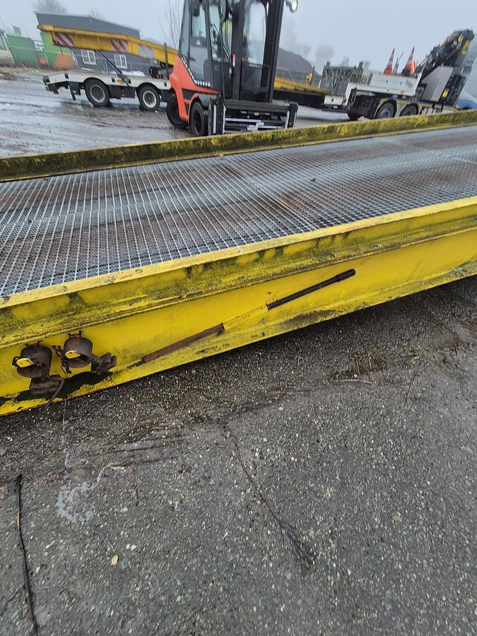 Gebruikt 2006 Storax 10 ton laadbrug