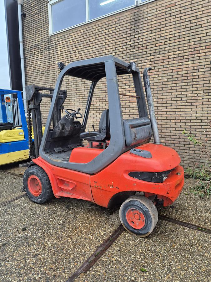 Gebruikt Linde H25d 4 cil diesel