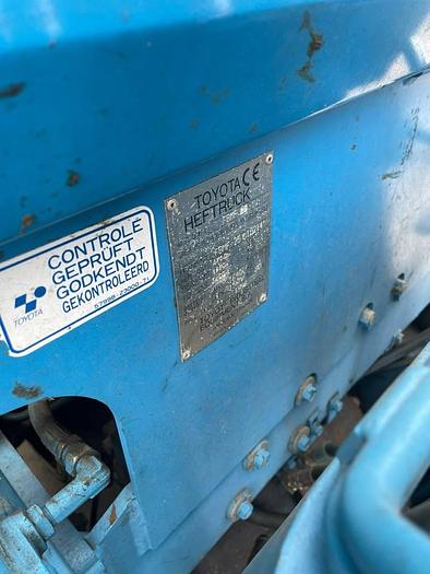 Gebruikt Toyota FBMF25 triplex electrische heftruck