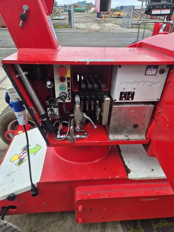 Gebruikt 2017 Niftylift Hr12ne  12 mtr werkhoogte