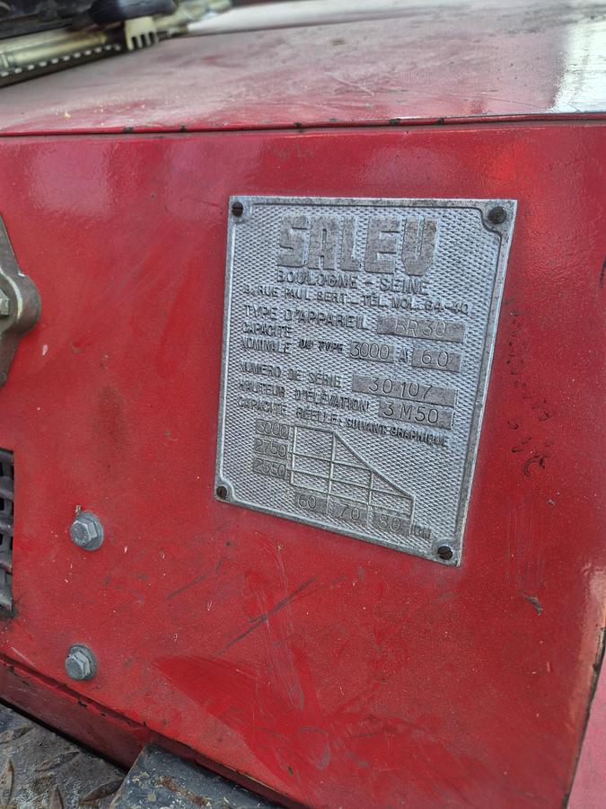 Gebruikt Salev br30 3.0t diesel