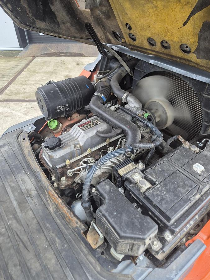 Gebruikt Toyota 02-8fd25 2.5t diesel triplo