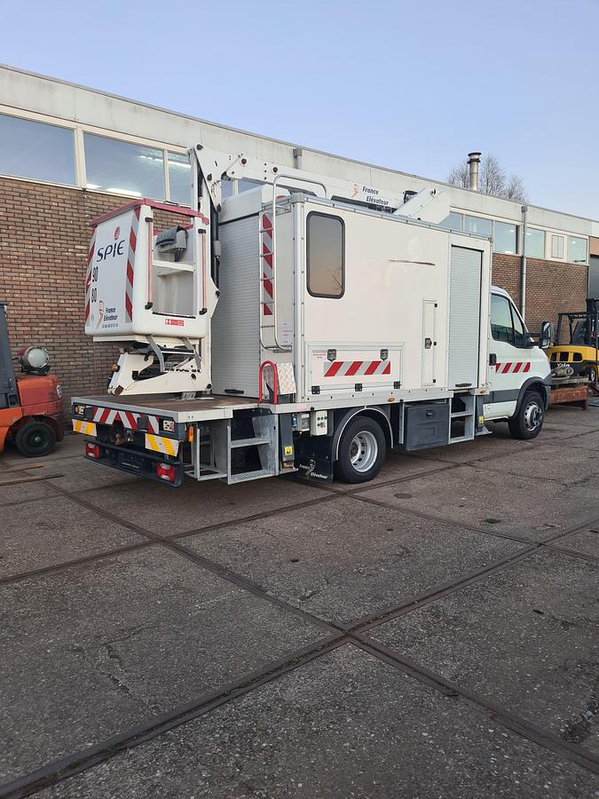 Gebruikt Iveco Daily  70C17 france elevateur Hebebühne Arbeitsbühne