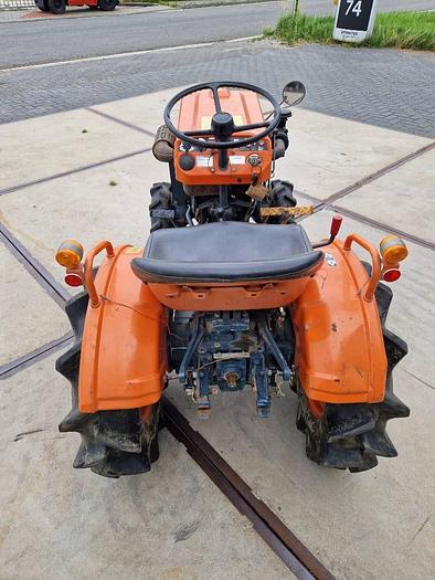 Gebruikt Kubota B5001 tractor met aftakas