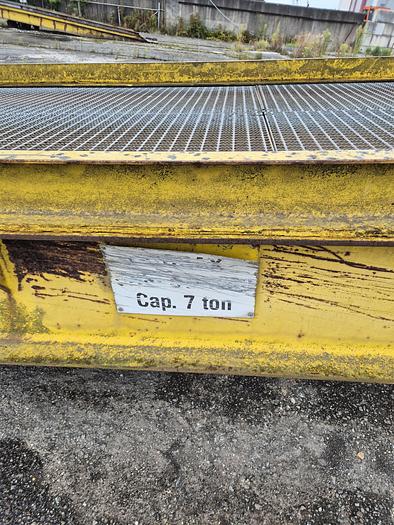 Gebruikt Laadbrug storax  7 ton