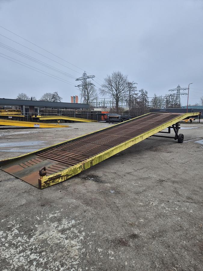Gebruikt Van genderen 12ton laadbrug/loadingramp/verladerämpe