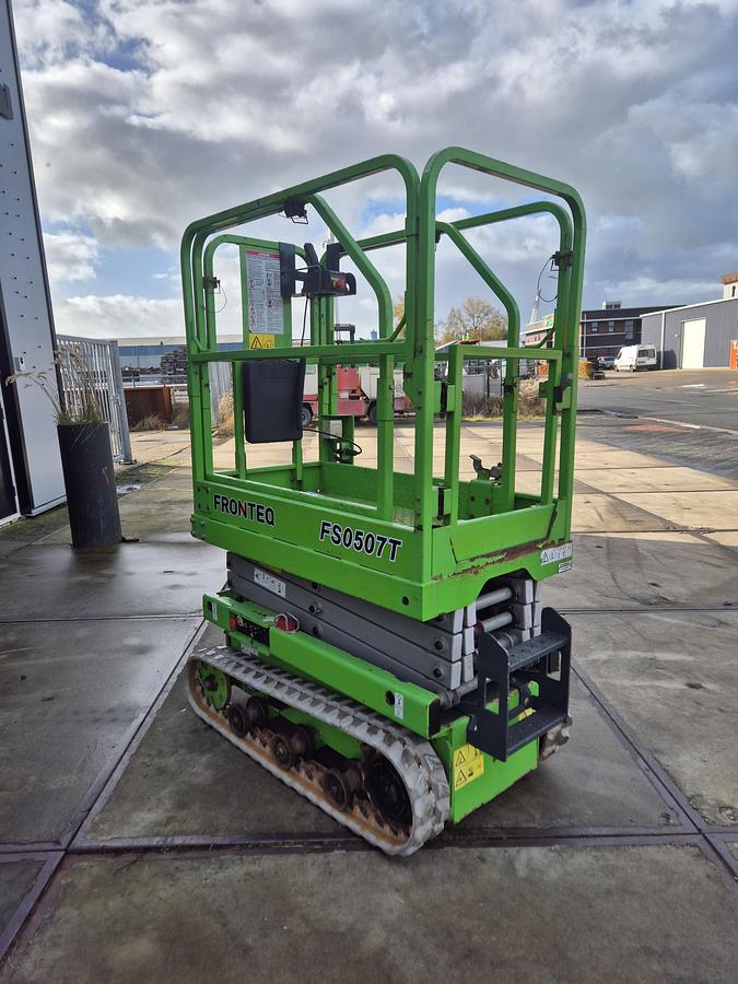 Gebruikt Fronteq Fronteq fs0507t 6.70 mtr rupsschaarhoogwerker/ hoogwerker