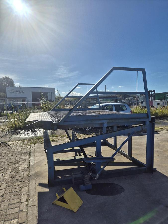 Gebruikt Storax 7ton laadbrug
