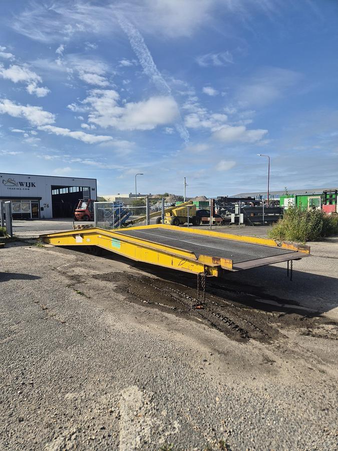 Gebruikt Storax 7ton laadbrug
