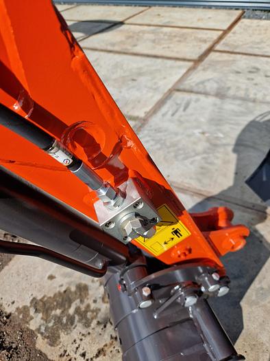 2024 Rhinoceros Xn10-8 windstorm