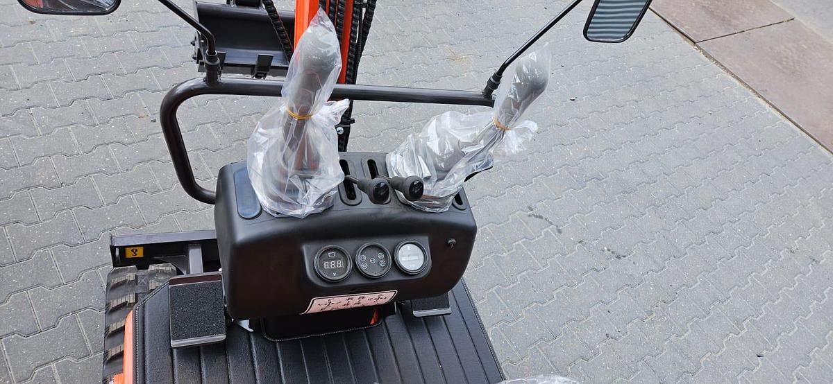 Gebruikt 2025 Rhinoceros  Ks10-8 koop diesel engine swingboom
