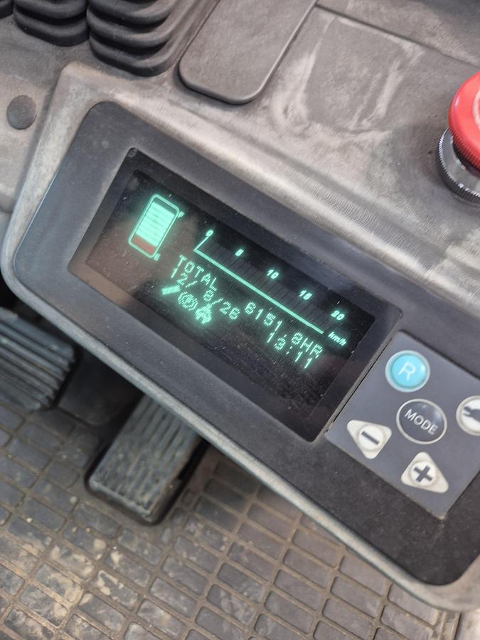 Gebruikt 2013 Mitsubishi  Flp16 1.6t sideshift / triplex