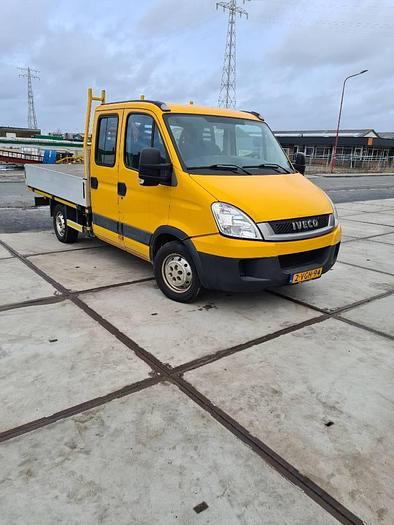 Gebruikt Iveco 35S 14 140pk pto kraan