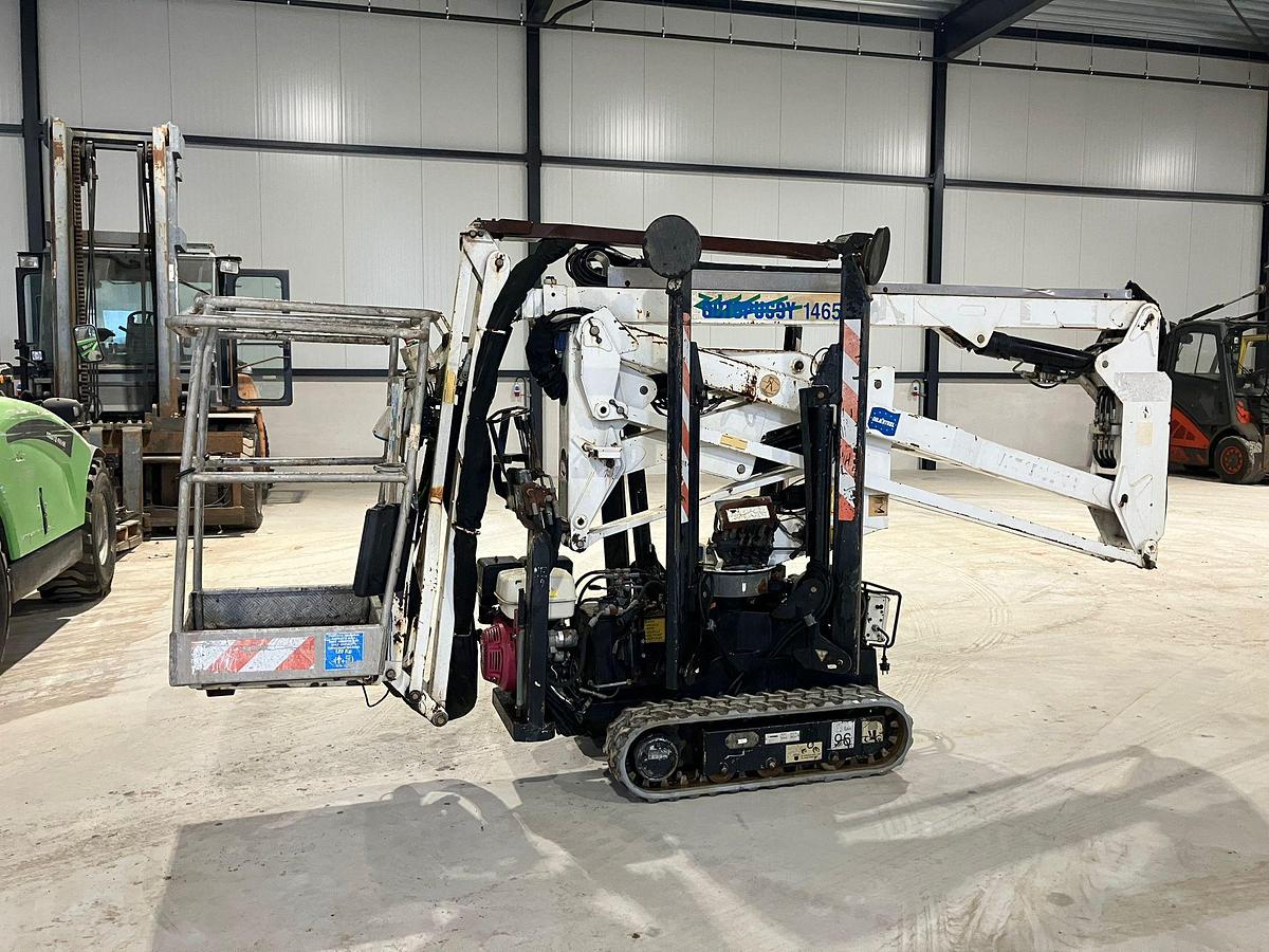 Gebruikt 2005 Oil en steehl  14.65 werkhoogte octopussy