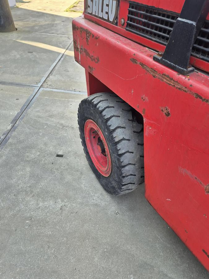 Gebruikt Salev br30 3.0t diesel