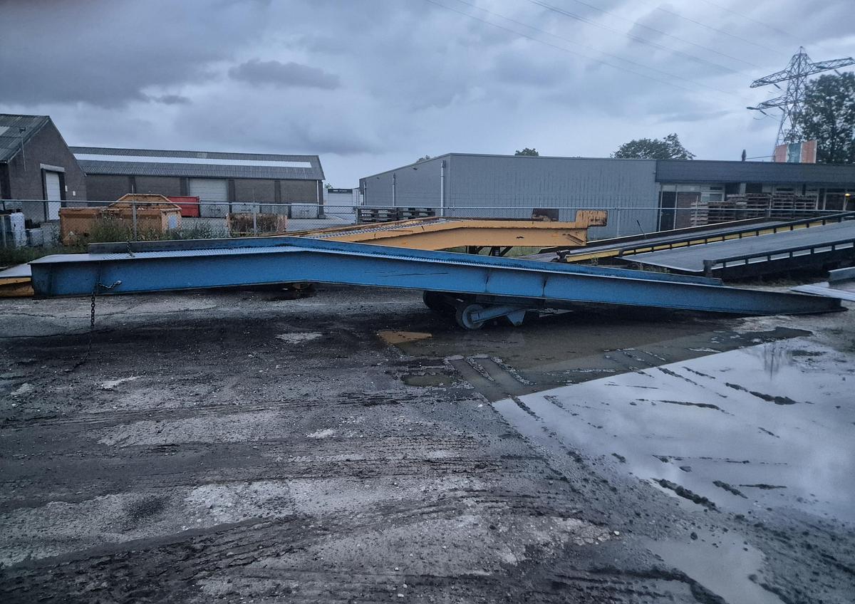 Gebruikt 2010 Storax 10 ton laadbrug