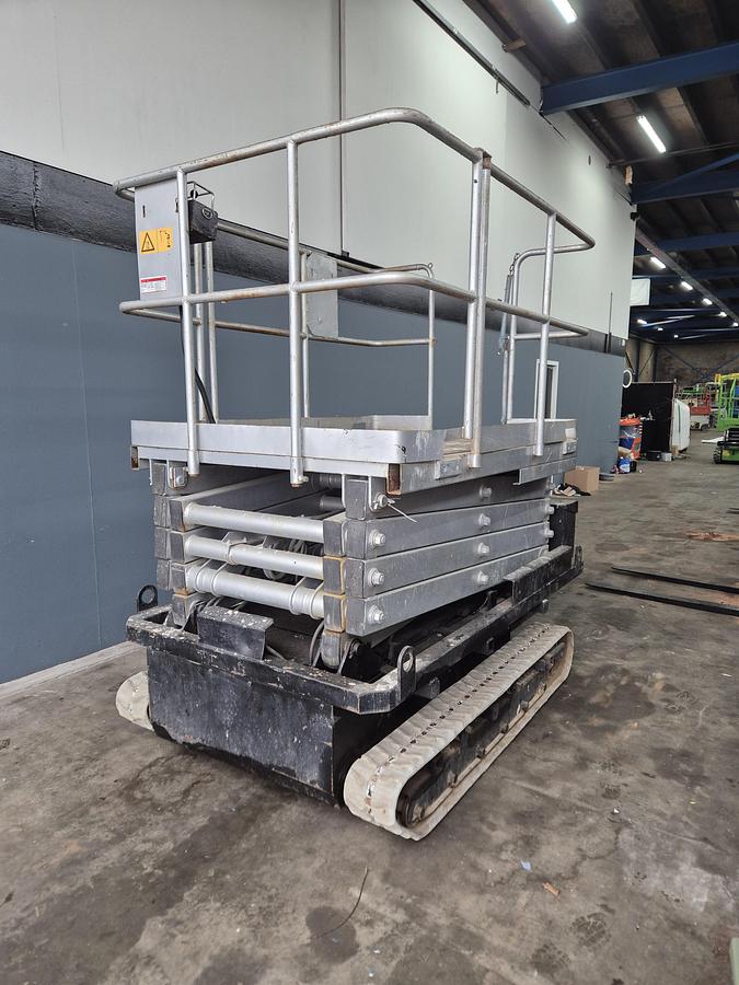 Gebruikt Aichi Rv060 8 mtr werkhoogte