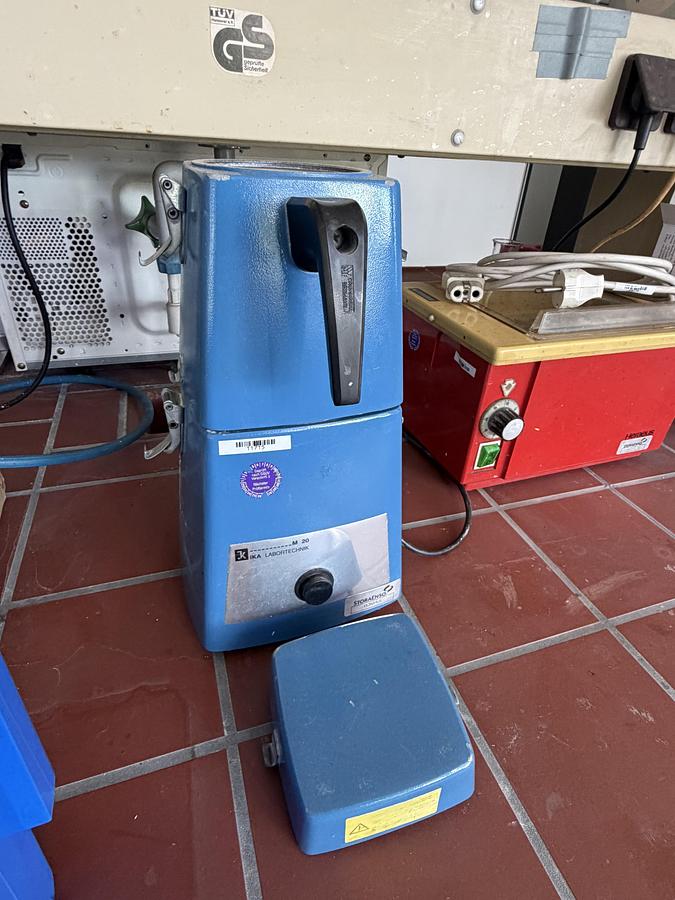 Gebraucht Laboratory equipment - Package